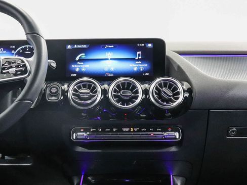 Used 2023 Mercedes-Benz GLA 250 image 13