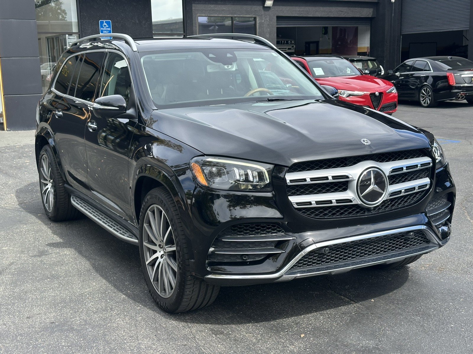 Used 2020 Mercedes-Benz GLS 580 4MATIC image 6