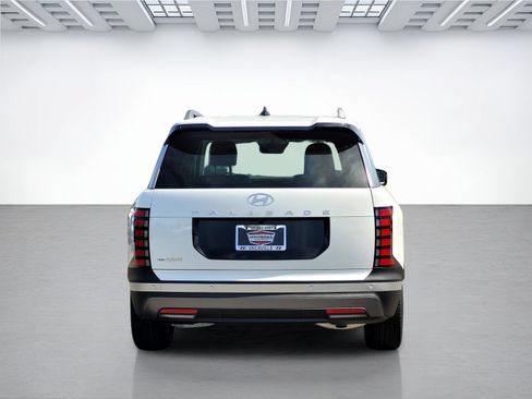 New 2026 Hyundai Palisade SEL Premium FWD image 5