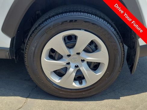 Used 2025 Toyota RAV4 LE FWD image 27