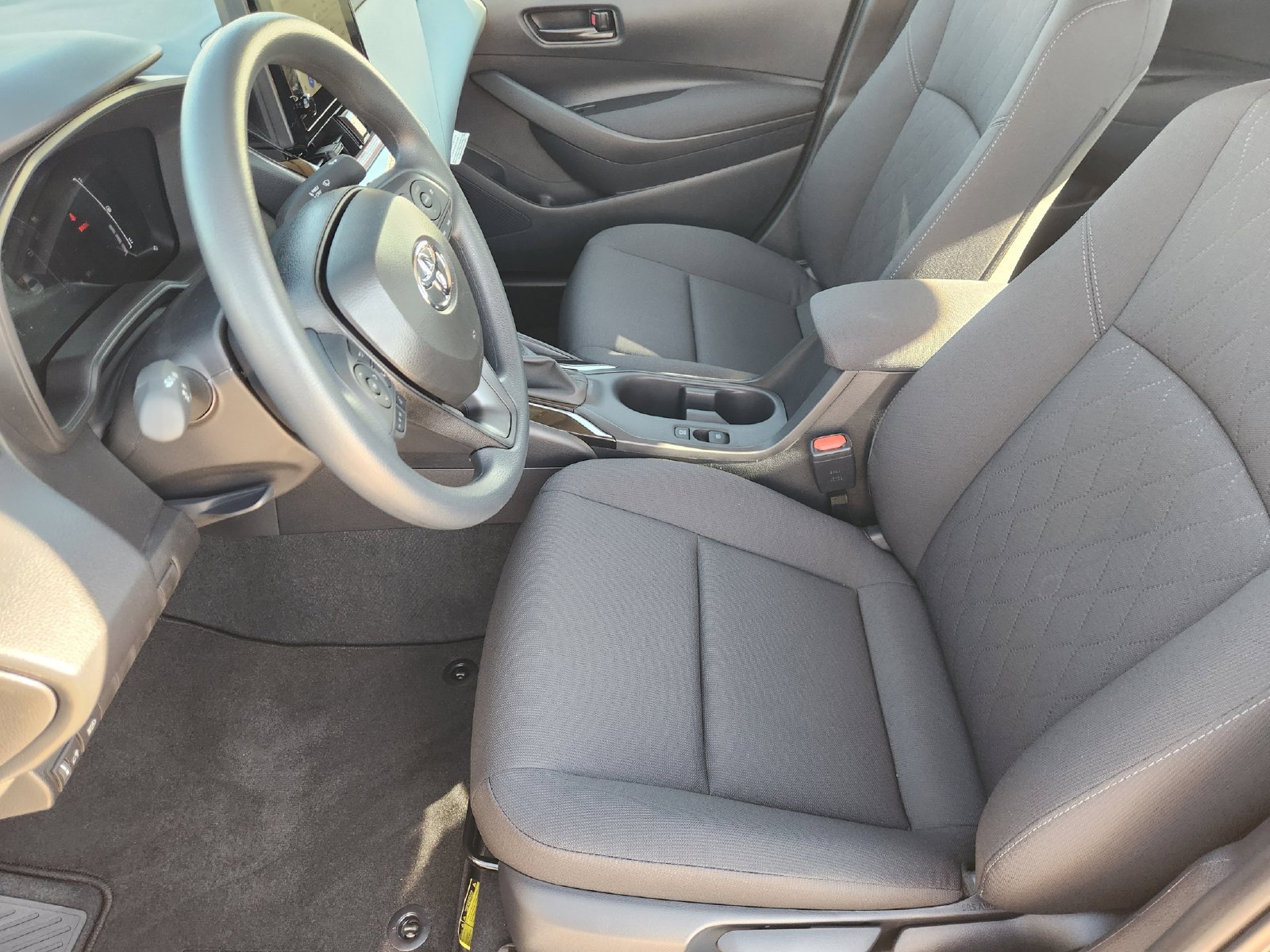 New 2027 Toyota Corolla LE FWD image 14