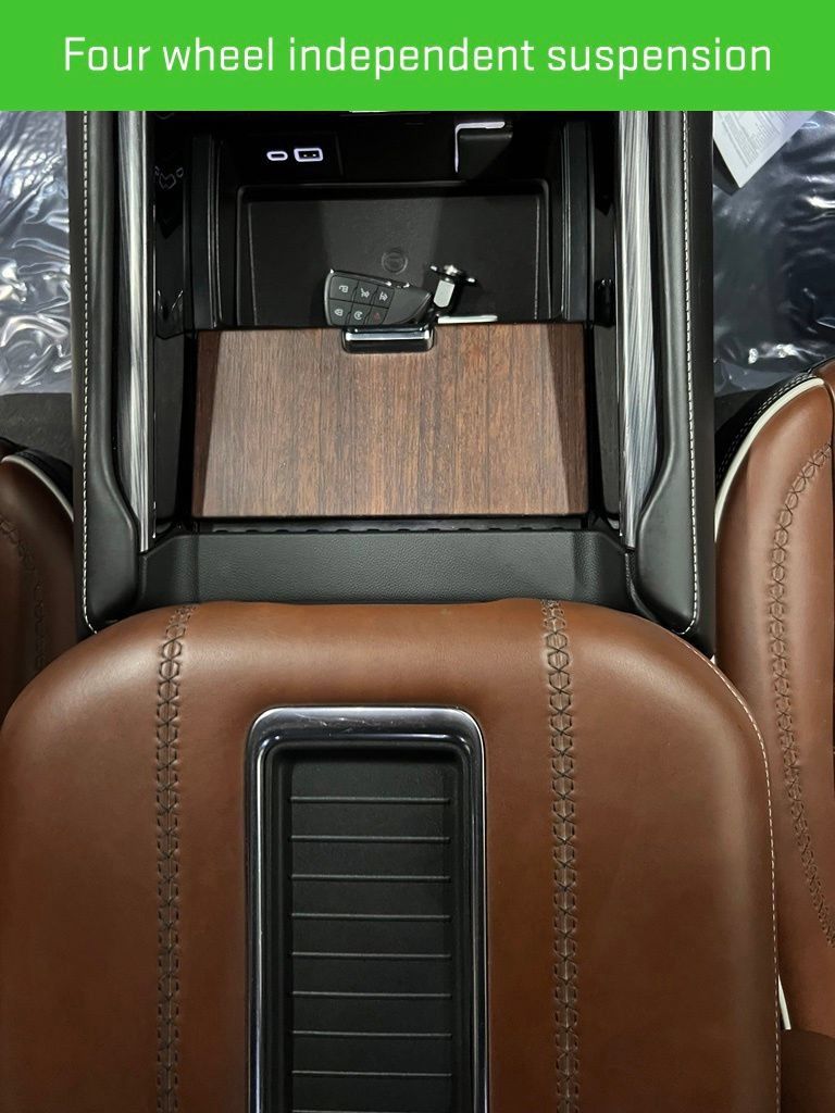 Certified 2023 GMC Yukon XL Denali Ultimate AWD/4WD image 29
