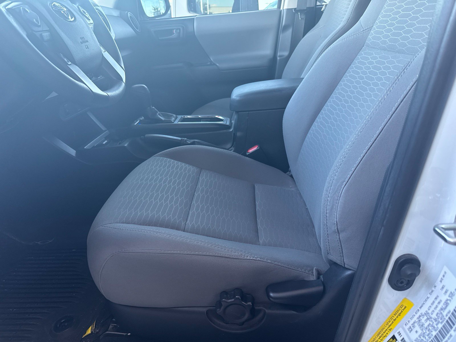 Used 2018 Toyota Tacoma SR w/ SR Convenience Package RWD image 7