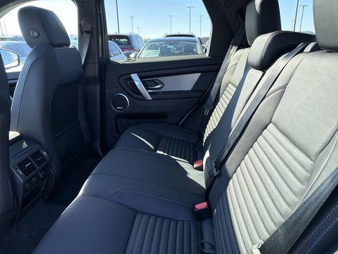 New 2026 Land Rover Discovery Sport Landmark image 12