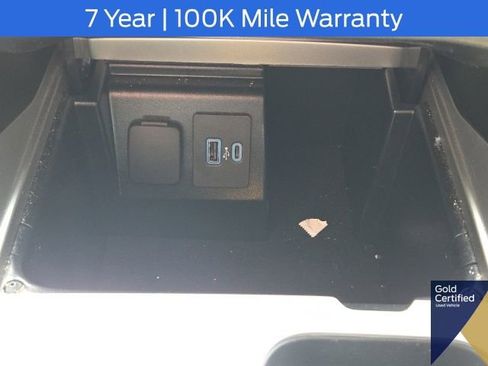 Used 2023 Ford Explorer XLT RWD image 37