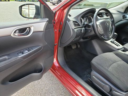 Used 2015 Nissan Sentra SV FWD image 8
