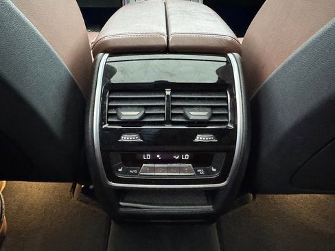 Used 2019 BMW X5 xDrive40i w/ Convenience Package image 12