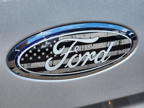 Used 2015 Ford F150 XLT w/ Equipment Group 302A Luxury AWD/4WD image 14