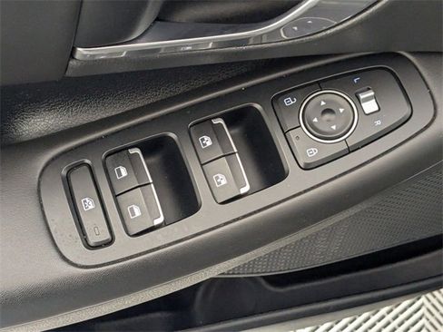 Used 2023 Hyundai Sonata SEL image 11