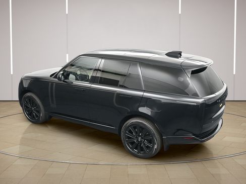 Used 2025 Land Rover Range Rover SE AWD/4WD image 30