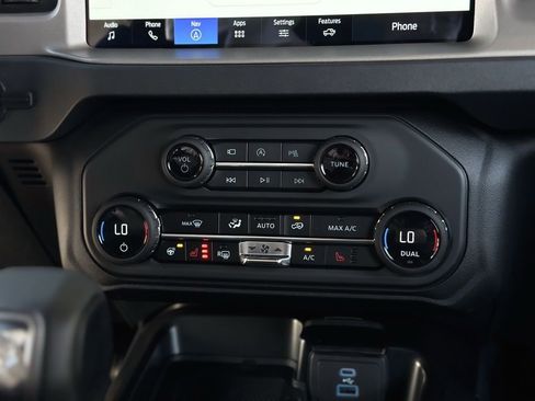 New 2025 Ford Bronco Outer Banks image 35