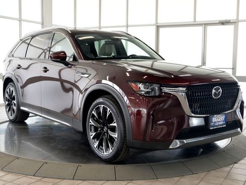 Certified 2024 MAZDA CX-90 Plug-In Hybrid w/ Premium Pkg AWD/4WD image 2