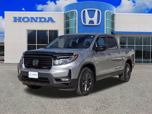 Used 2022 Honda Ridgeline Sport image 7