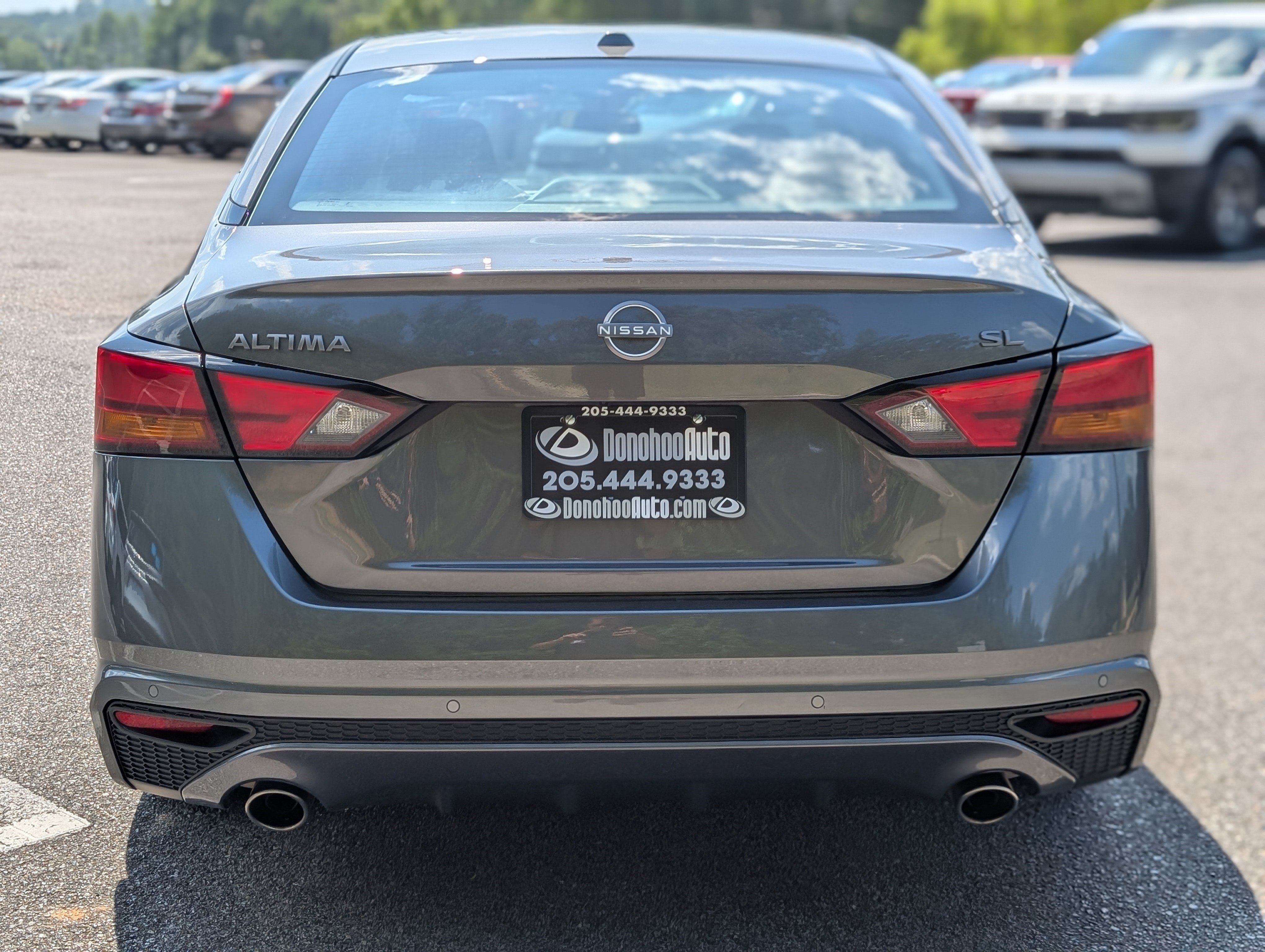 Used 2025 Nissan Altima 2.5 SL FWD image 8