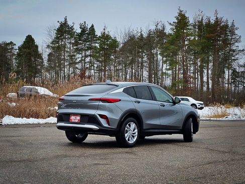 New 2026 Buick Envista Preferred image 4