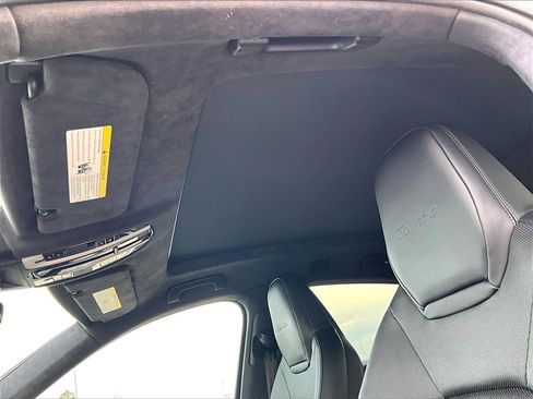 Used 2023 Porsche Cayenne Turbo image 18