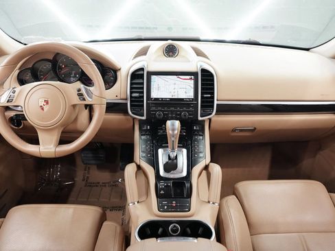 Used 2014 Porsche Cayenne AWD/4WD image 26