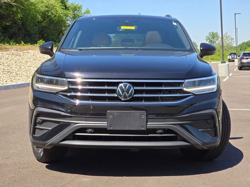 Certified 2024 Volkswagen Tiguan SE AWD/4WD image 20