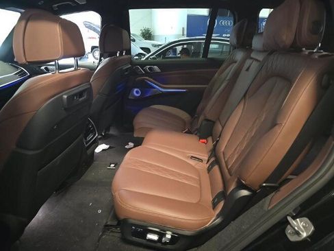 Used 2020 BMW X7 M50i AWD/4WD image 13
