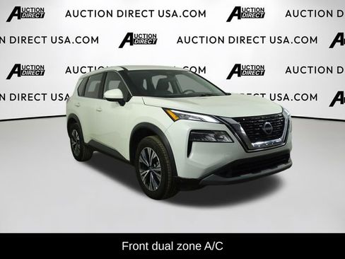 Used 2023 Nissan Rogue SV AWD/4WD image 2