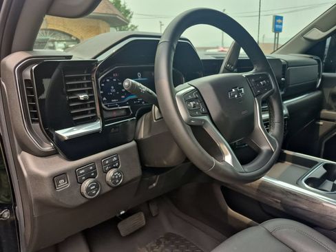 Used 2024 Chevrolet Silverado 3500 LTZ w/ LTZ Plus Package AWD/4WD image 21