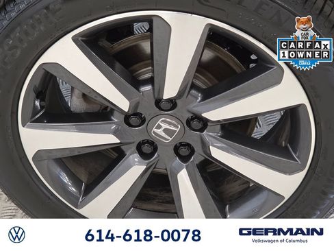 Used 2025 Honda Pilot Touring image 12