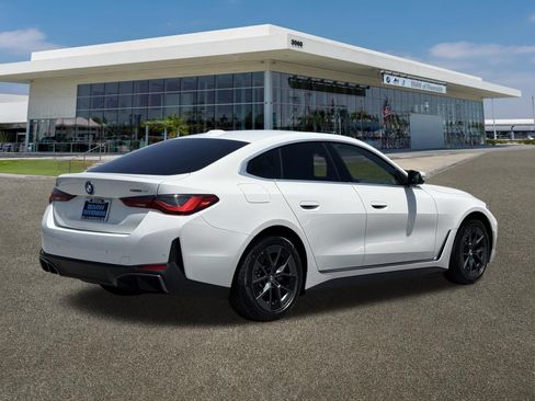 Certified 2025 BMW i4 eDrive40 w/ M Sport Package RWD image 10