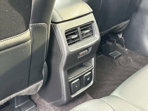 Used 2016 Ford Edge Titanium w/ Equipment Group 302A image 28