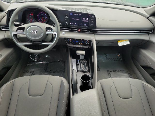 Certified 2023 Hyundai Elantra SEL FWD image 28