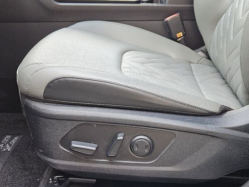 Used 2024 Kia Sportage X-Line w/ X-Line Premium Package AWD/4WD image 19