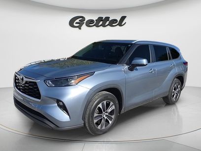 Used 2023 Toyota Highlander XLE