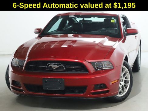 Used 2013 Ford Mustang Premium image 3