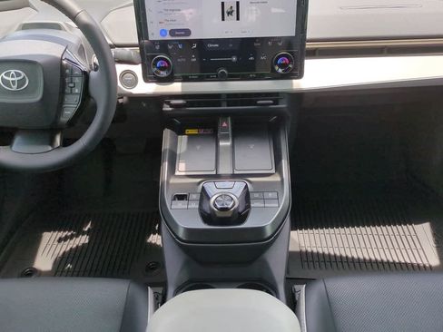 Used 2026 Toyota bZ FWD image 18