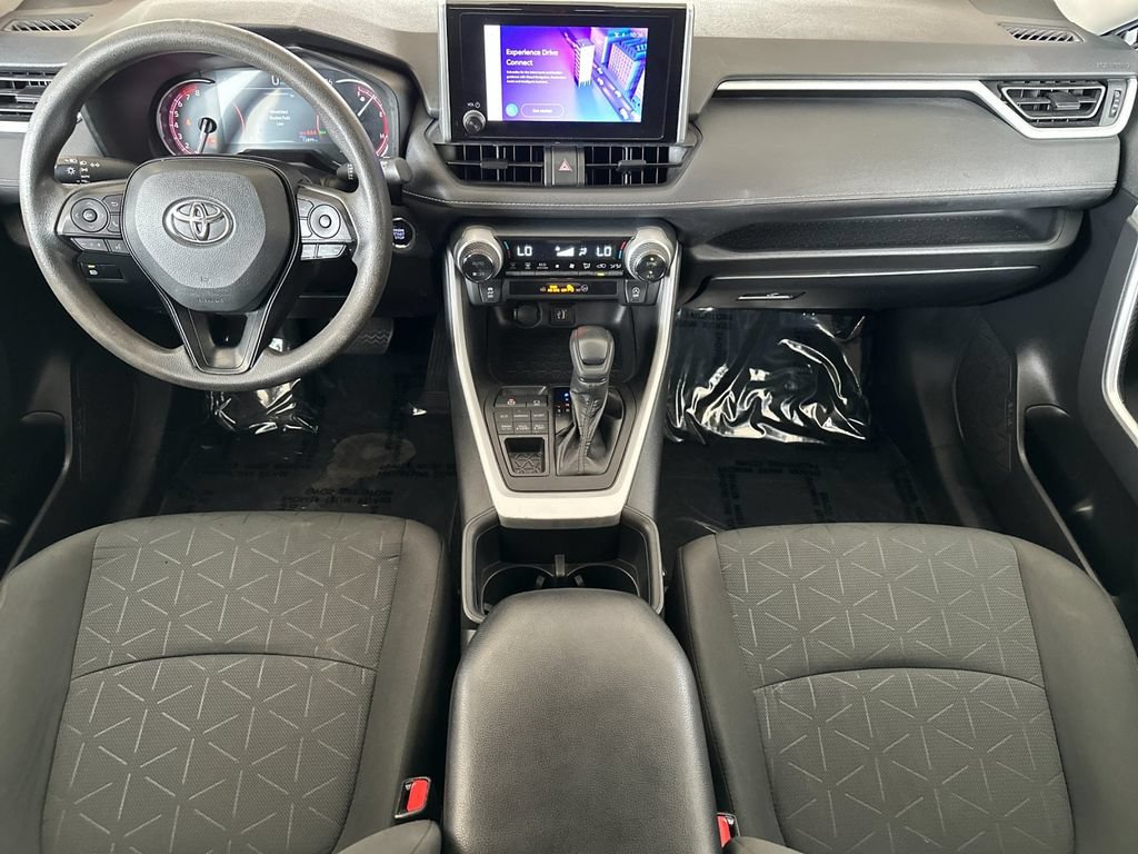 Used 2023 Toyota RAV4 XLE AWD/4WD image 12