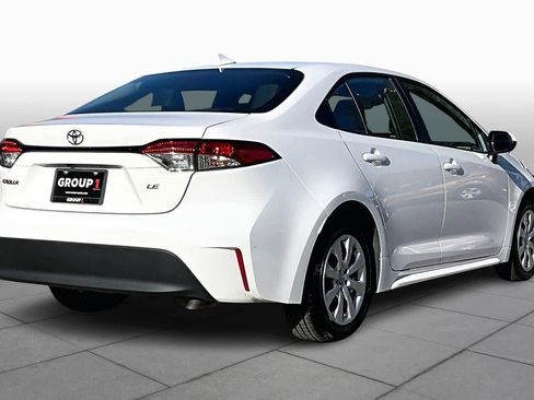 Used 2025 Toyota Corolla LE image 13