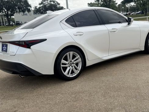 Used 2024 Lexus IS 300 w/ Comfort Package RWD image 7