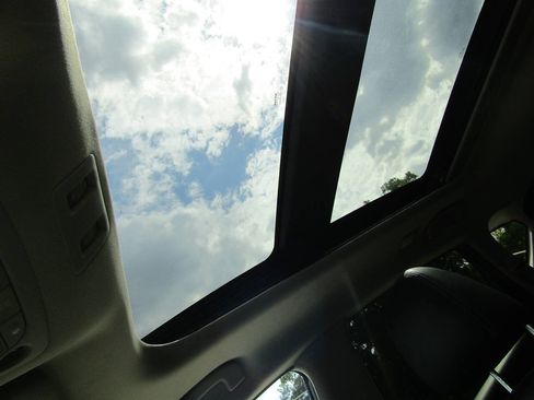 Used 2021 Nissan Murano SL image 16