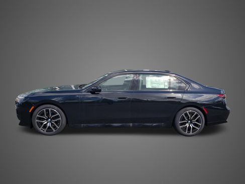 New 2026 BMW 740i xDrive AWD/4WD image 9