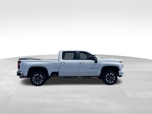 Certified 2021 Chevrolet Silverado 2500 LT w/ Z71 Chrome Sport Edition AWD/4WD image 6