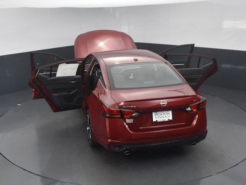 New 2025 Nissan Altima 2.5 SR image 23