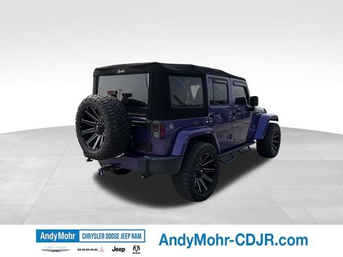 Used 2017 Jeep Wrangler Unlimited Sahara w/ Dual Top Group AWD/4WD image 7