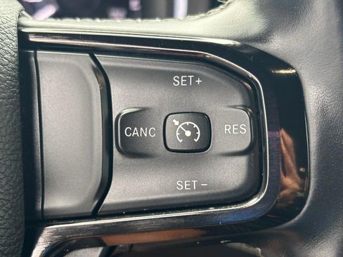 Used 2023 RAM 1500 Limited w/ Body Color Bumper Group image 21