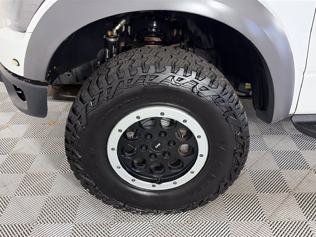 Used 2014 Ford F150 Raptor w/ Equipment Group 801A Luxury AWD/4WD image 8
