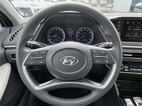 Used 2023 Hyundai Sonata SEL image 14