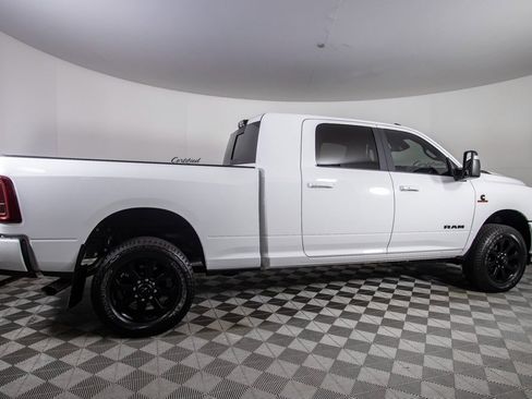 Used 2025 RAM 2500 Laramie w/ Night Edition image 9
