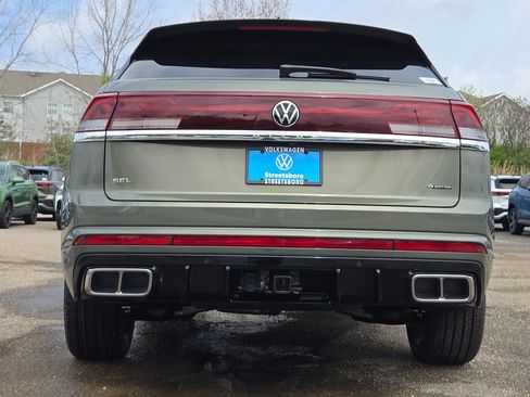 New 2026 Volkswagen Atlas Cross Sport SEL Premium R-Line AWD/4WD image 5