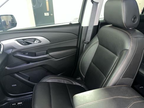 Used 2020 Chevrolet Traverse RS FWD image 26