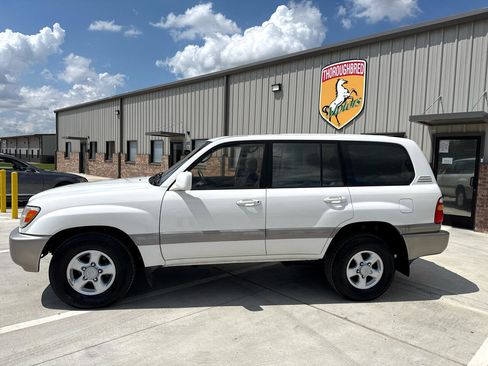 Used 1998 Toyota Land Cruiser image 14