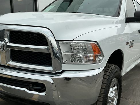Used 2018 RAM 2500 Tradesman w/ Chrome Appearance Group AWD/4WD image 30