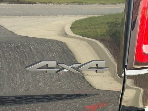 Used 2025 RAM 1500 Big Horn AWD/4WD image 25